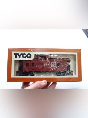 Vintage Tyco HO Santa Fe train set
